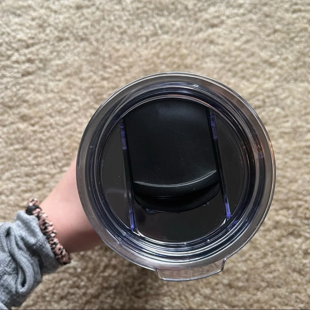 University of Delaware travel mug